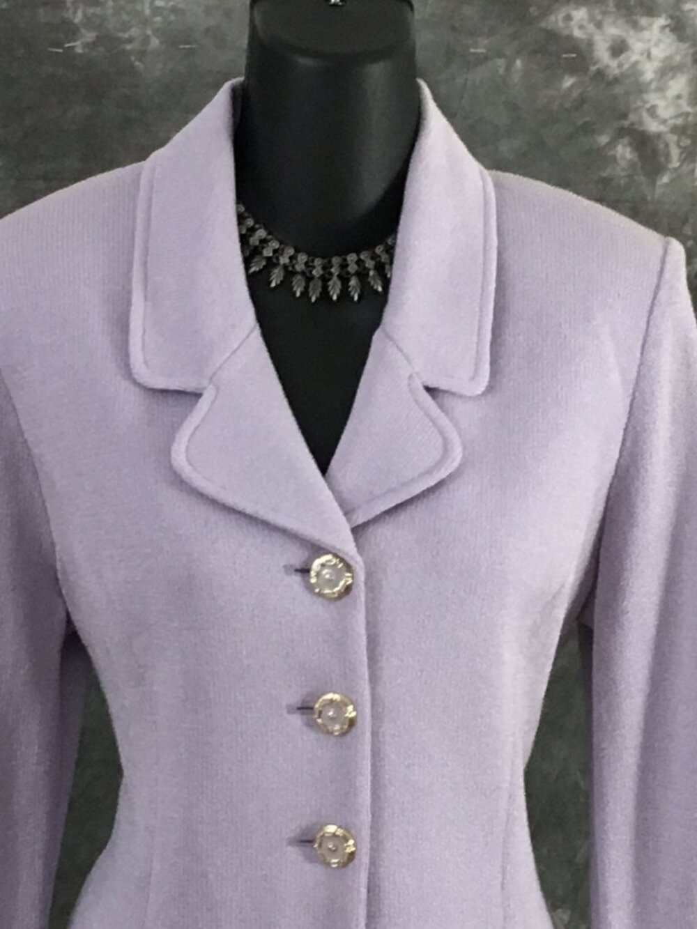BEAUTIFUL St John collection knit lavender purple jacket skirt suit size 4 - Picture 4 of 9